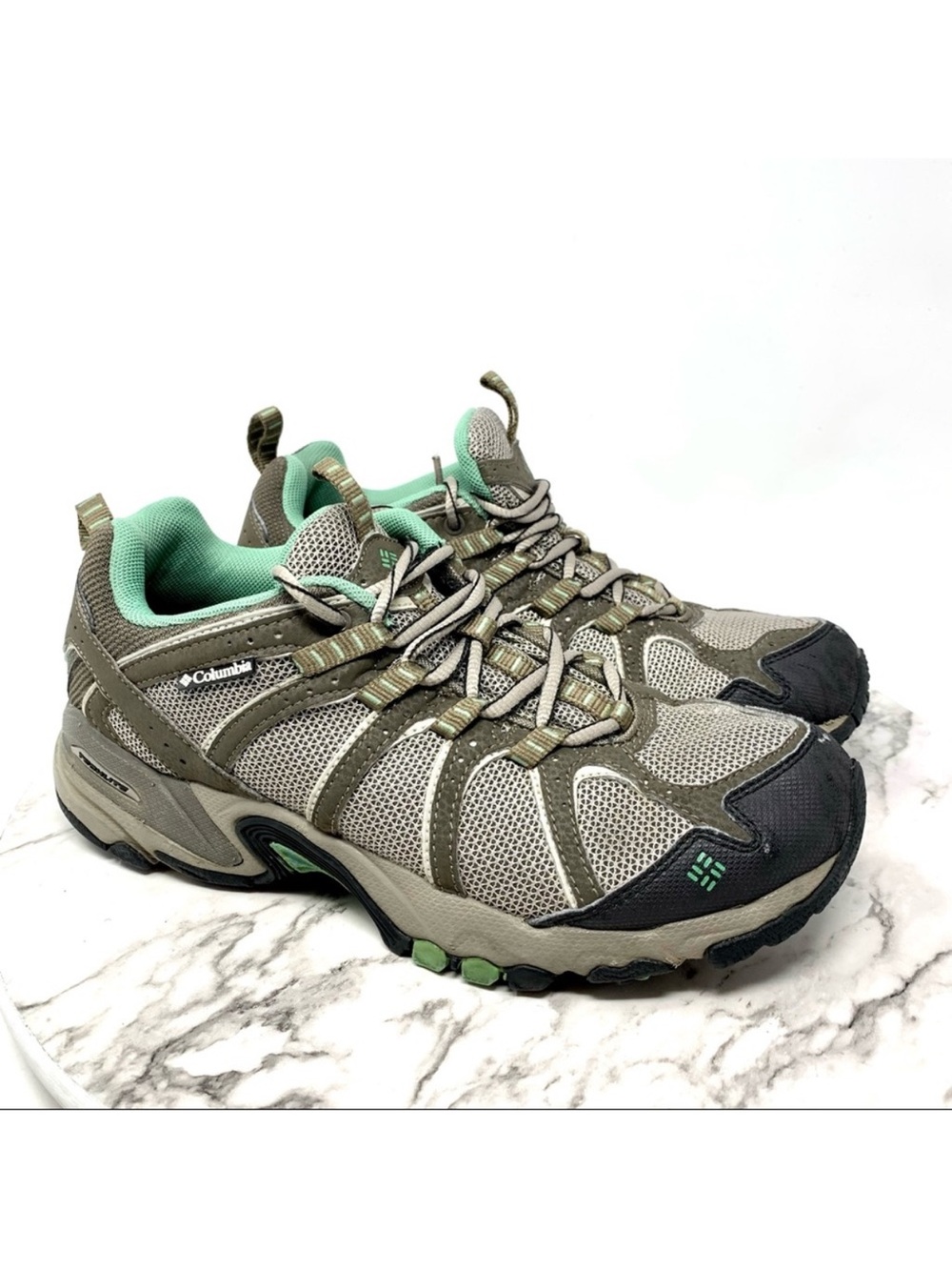 Columbia Tech Lite Omni-Grip Hiking Shoes 9 Mens Active Sporty Trail Gorpcore